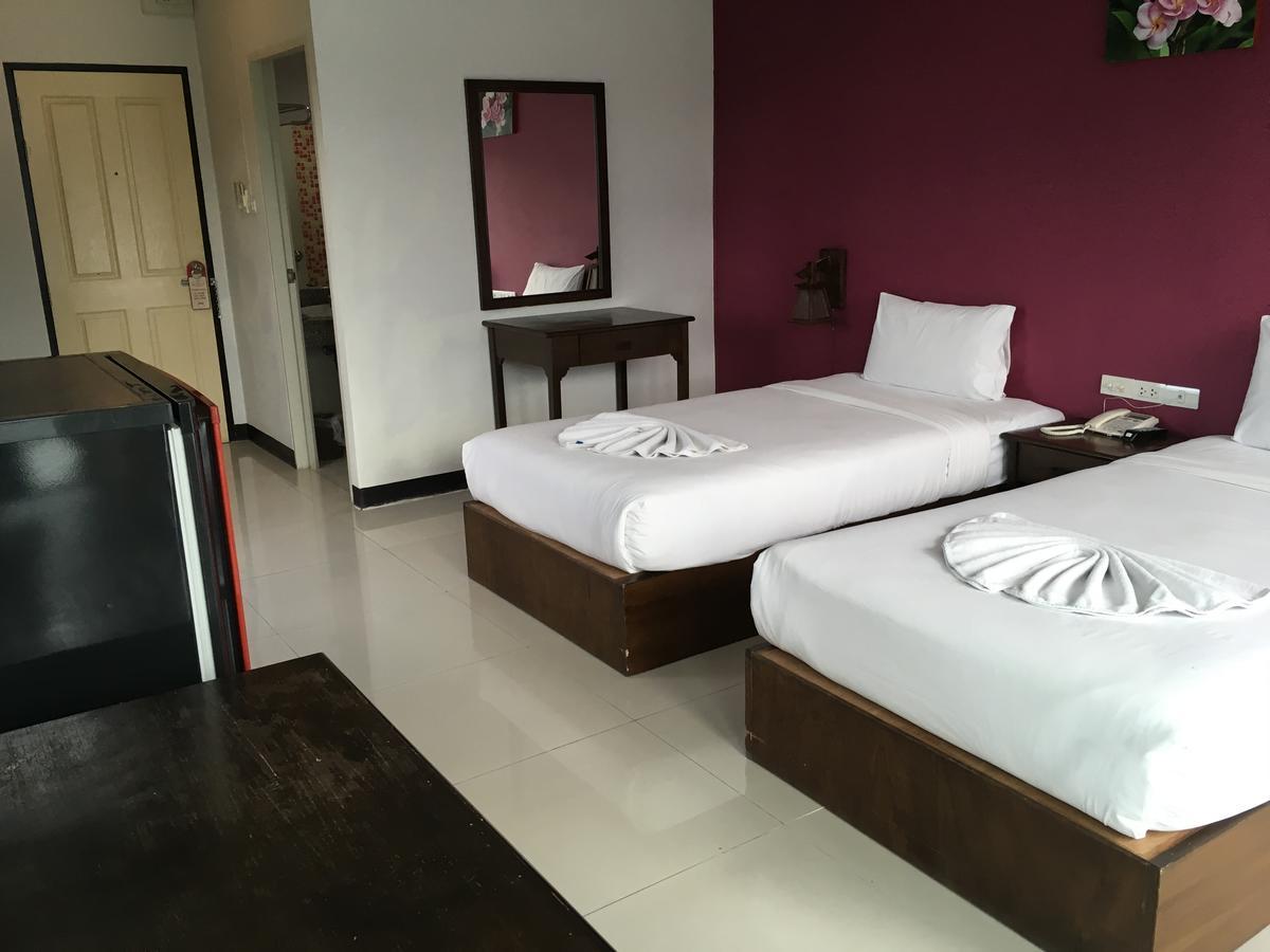 Chiang Mai Residence Khách sạn 3*